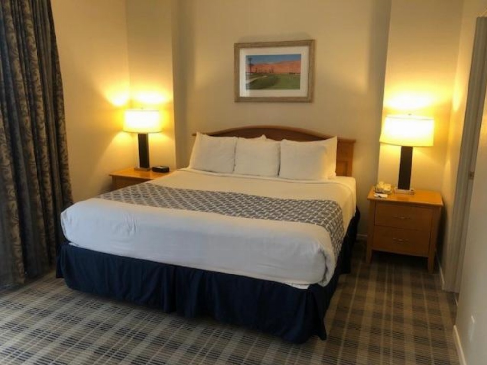 GetAways at Vista Mirage Resort