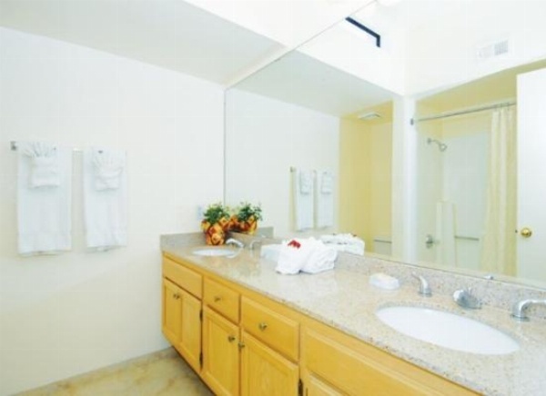 GetAways at Vista Mirage Resort image 9